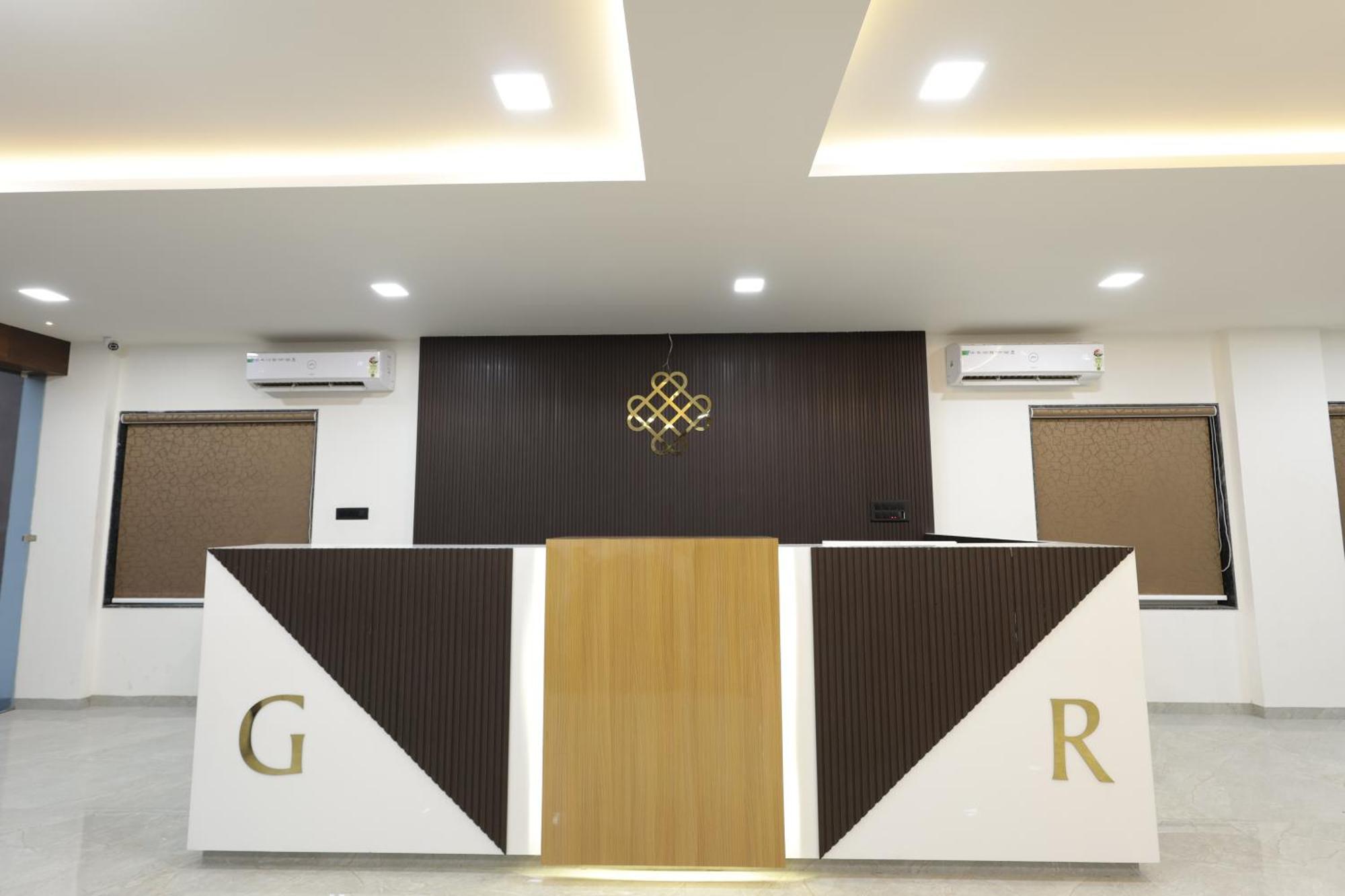 Gr Imperial Hotel Gandhidham Exterior photo